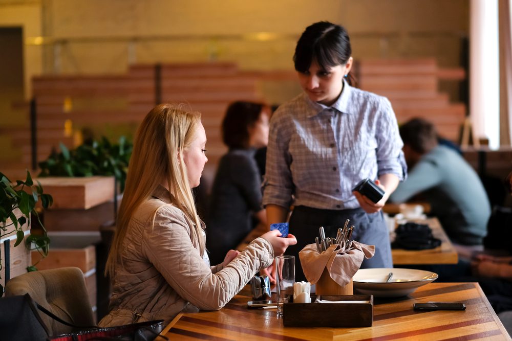 Credit Card Users Are the Biggest Spenders at Restaurants