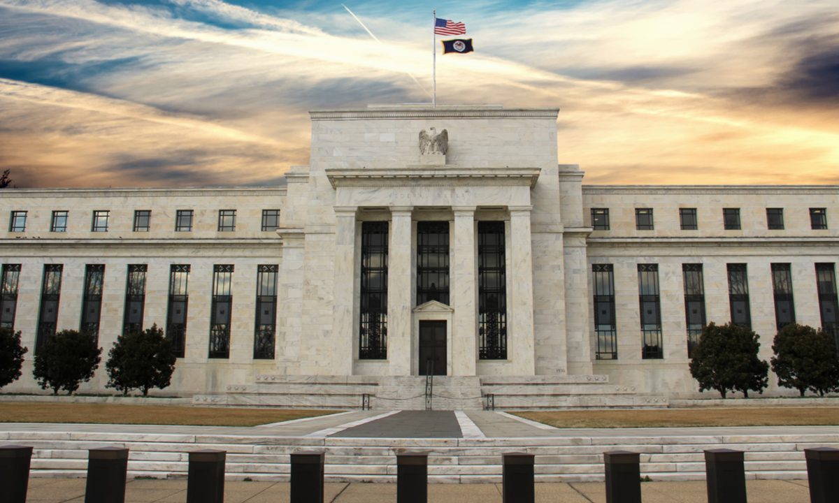 Fed’s Nod to Credit Tightening Portends Tough Times for Paycheck-to-Paycheck Economy