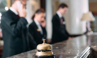 ADP: Salary Gains Slow as Hospitality Hiring Jumps