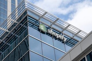 Shopify Integrating Deliverr to Build ‘Elastic Warehouse Capacity’