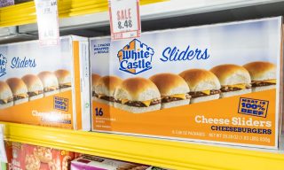 White Castle Launches Beer as Restaurants Enter Grocery Stores