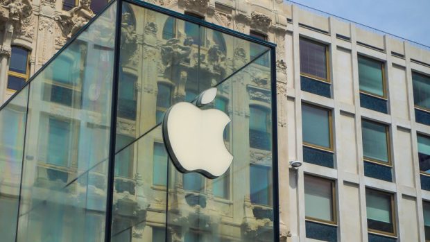 Savings Take Center Stage as Apple Builds Financial Ecosystem 