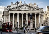 Bank of England Hints at Limits on Stablecoin Payments  