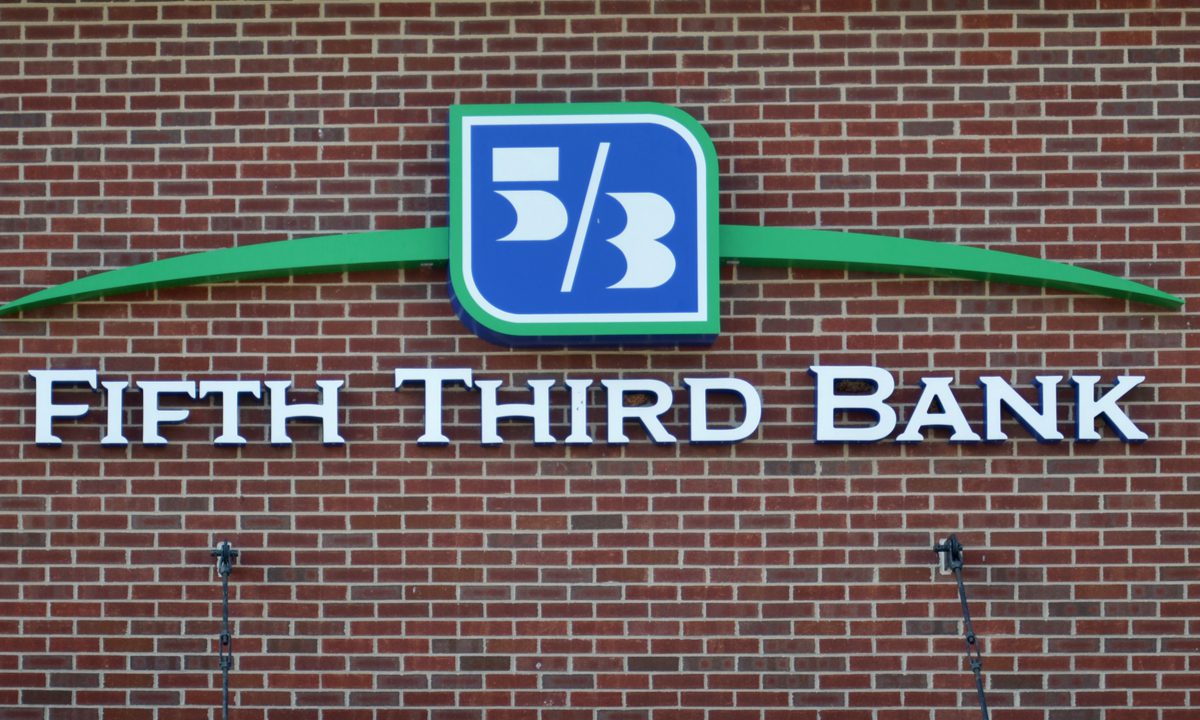 Several Regional Banks Maintaining Stable Deposits