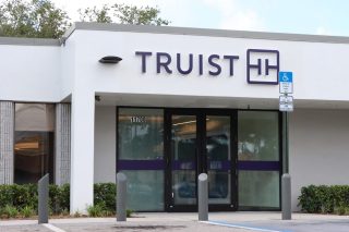 Truist and Other Regional Lenders Haven’t Shaken SVB Fallout Effect