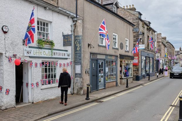 UK Small Business Adoption of Open Banking Surges, Surpassing Consumer Use