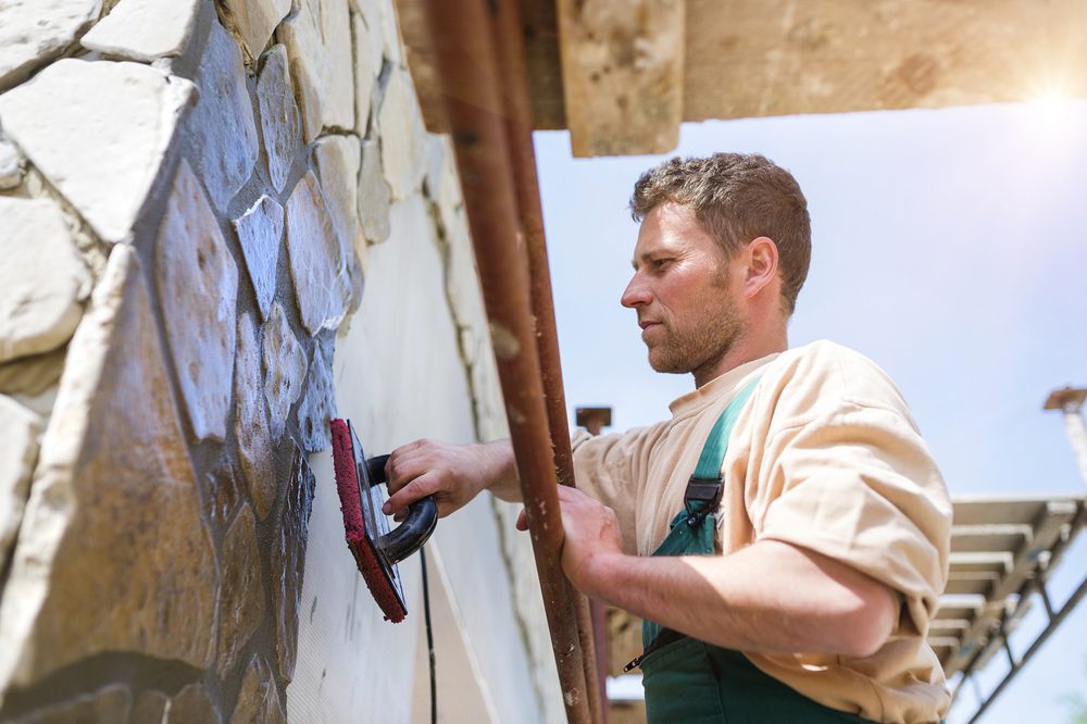 Handle Adds Fiserv’s Embedded Payments Capabilities to Construction-Specific Credit Software