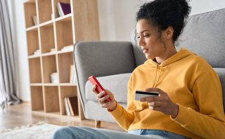 Mobile Devices Take Center Stage in Consumer’s Everyday Transactions