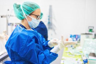 Instant Pay May Aid Nursing Recruitment During Shortage