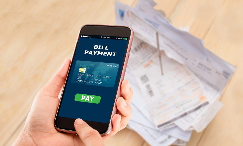 Download the PYMNTS and The Clearing House April 2023 Tracker 