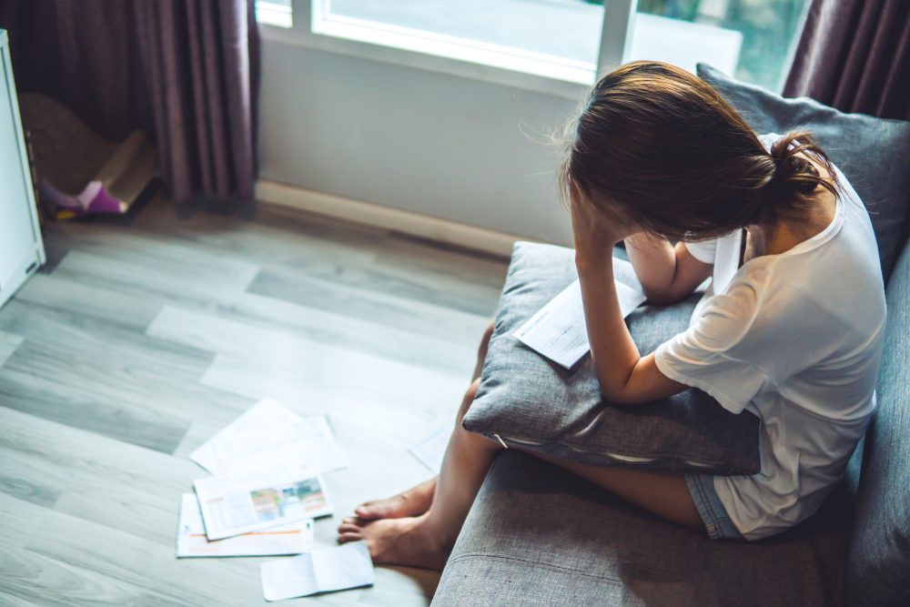 Drained Savings Push 21% of Paycheck-to-Paycheck Consumers Into Financial Distress