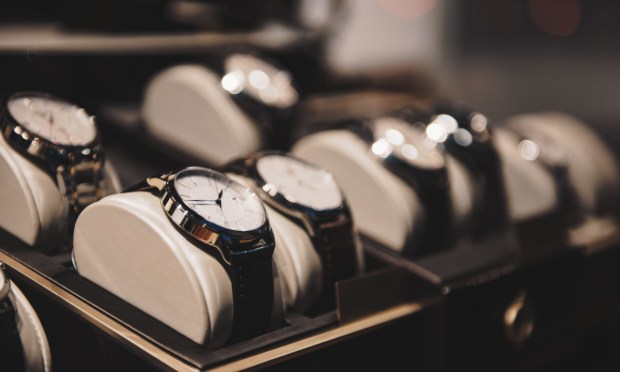 Swiss Watch Industry Boosts Earnings by Raising Prices