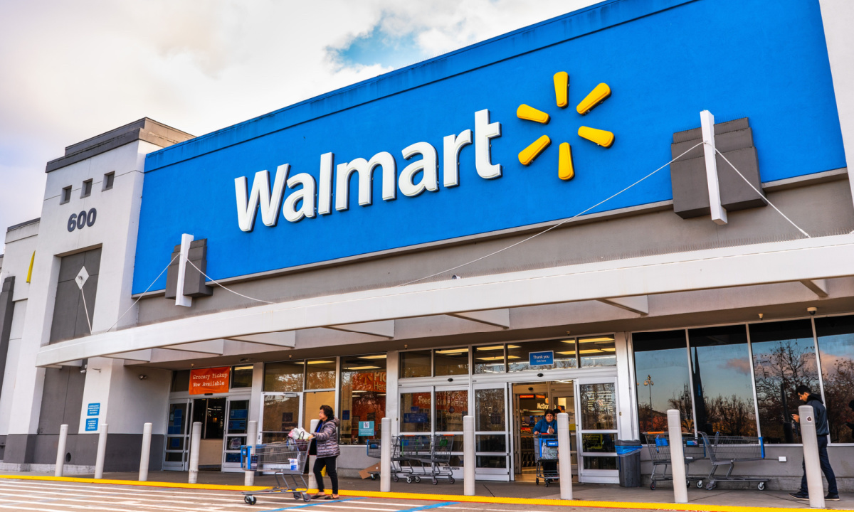 Walmart Trades Margins for Loyalty to Keep Grocery Share