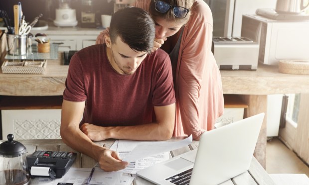 Consumers Prioritize Mobile Phone Bills Over Credit Cards When Financial Pressures Mount 