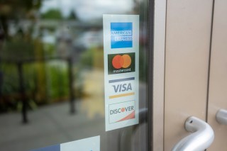  ‘High Spenders’ May Seek Credit Card Alternatives as Balances Build 