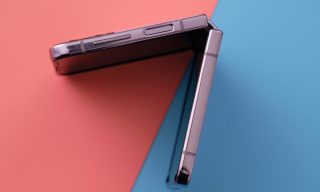 Google Previews Foldable Phone and Promises Details on May 10