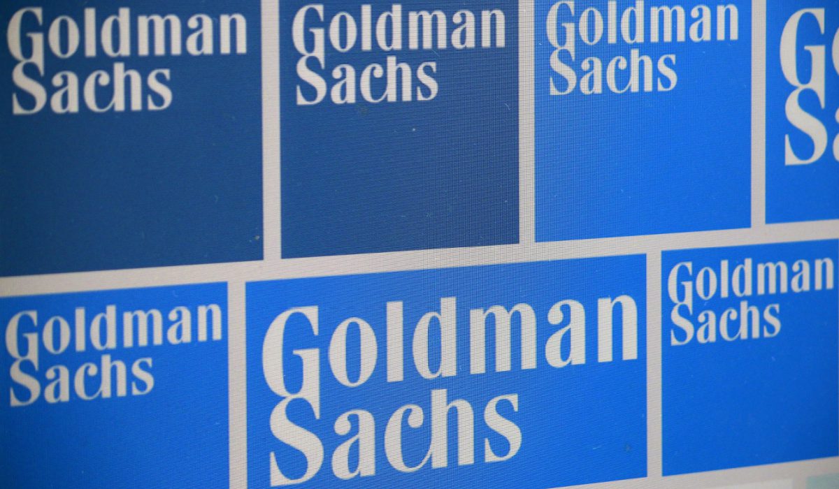 Goldman Sachs Plans to Shed GM Card