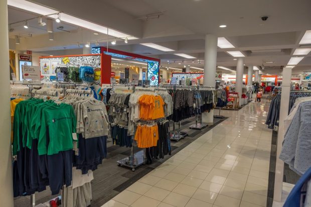 Latest Fed Hike May Stymie Retailers’ Efforts to Clear Inventories