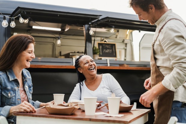 Small Businesses Turn to Cards and Digital Banks as Traditional Lenders Tighten Credit