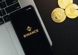 Judge Rules Binance Founder Must Remain in US 
