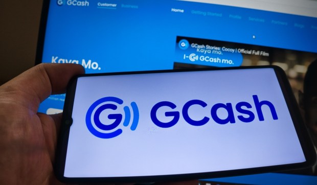 GCash Parent CEO Says Firm Is ‘Ripe’ to Go Public