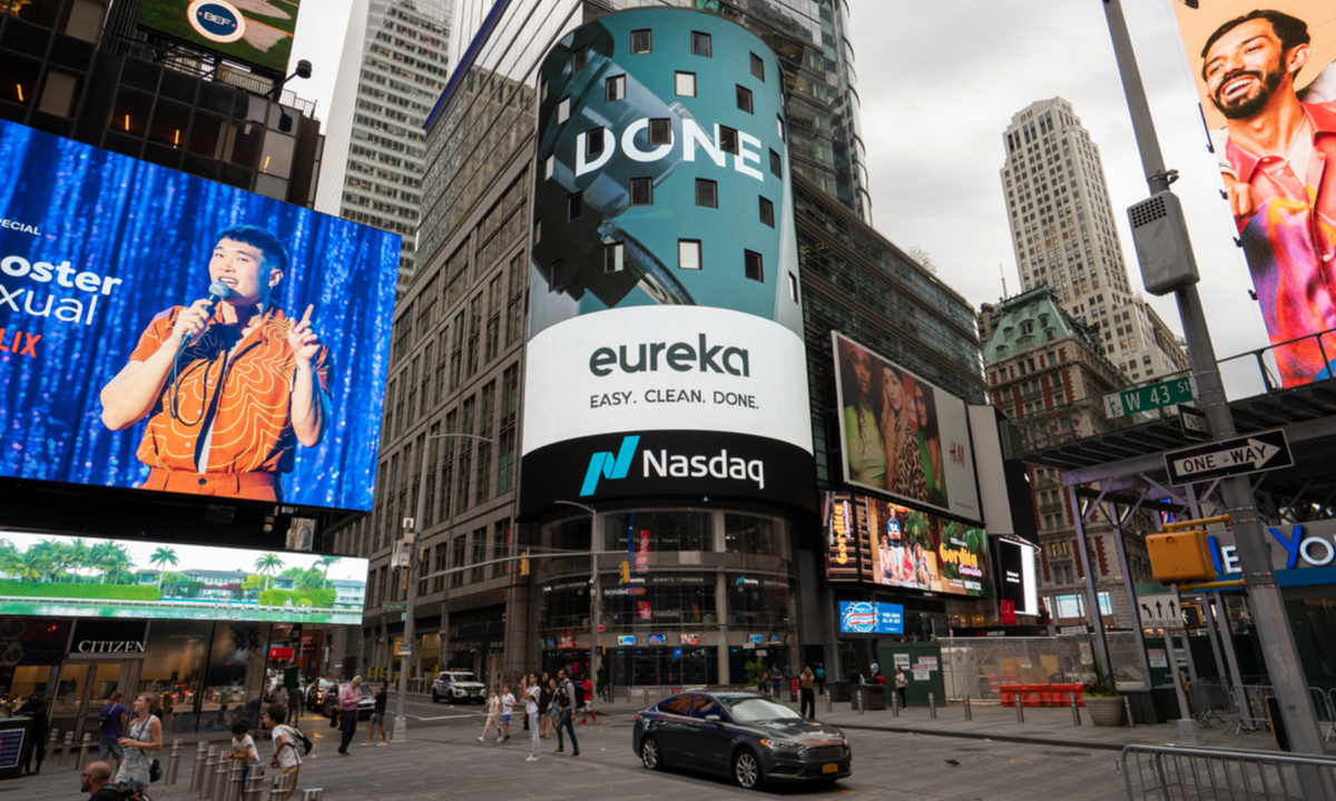 As Snap and Meta Lose Momentum, Out-of-Home Advertising Gains Steam 