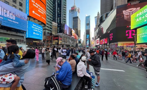 SMBs in Times Square Struggle as Offices Remain Closed