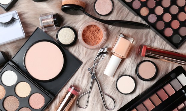 Omnichannel, AI Can Help Retailers Joust With Amazon, Walmart for Health and Beauty Spend