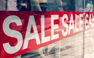 Female, Gen X, Middle-Income Shoppers Leading Wave of Spending Cutbacks 