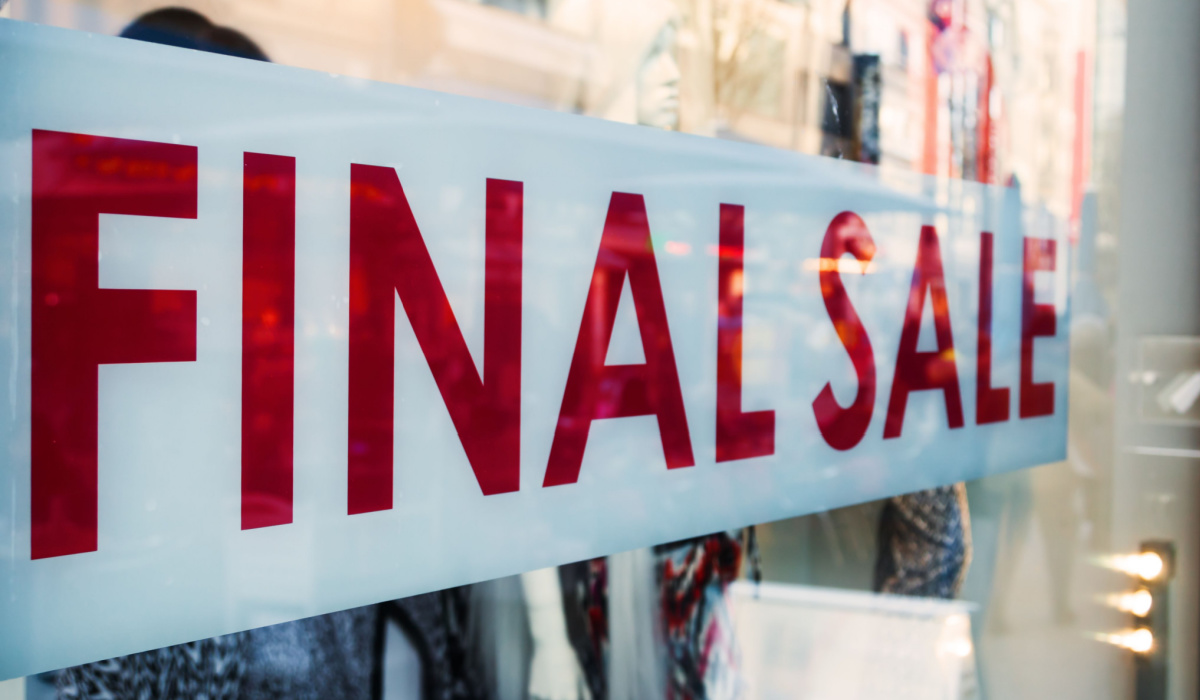 Consumers Chafe as Clothing Retailers Tighten Returns Rules