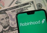 Robinhood Cuts 7% of Workforce Amid Slowdown in Trading Volumes