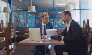 Zil Money Debuts Payroll Tool Amid Small Business Cash Crunch