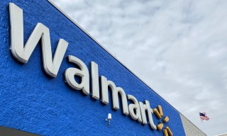 Walmart Commits to 5-Year $200 Billion Global Sales Goal