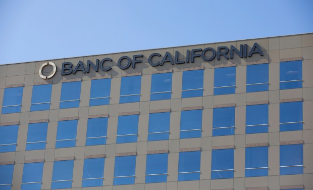 Report: Regional Lenders Banc of California and PacWest Negotiate Combination
