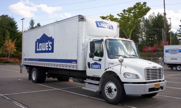 Lowe’s Same-Day Service Delivery Goes Nationwide