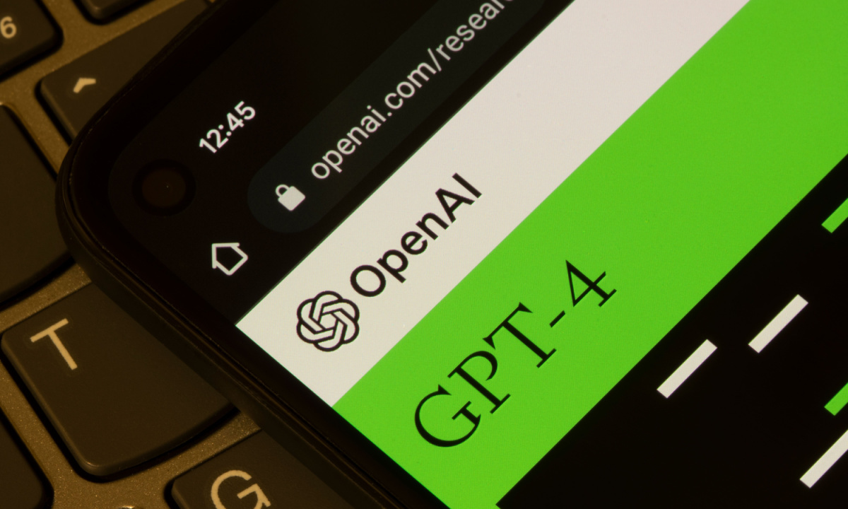 Experts Want OpenAI to Open Up Its AI Model Architecture