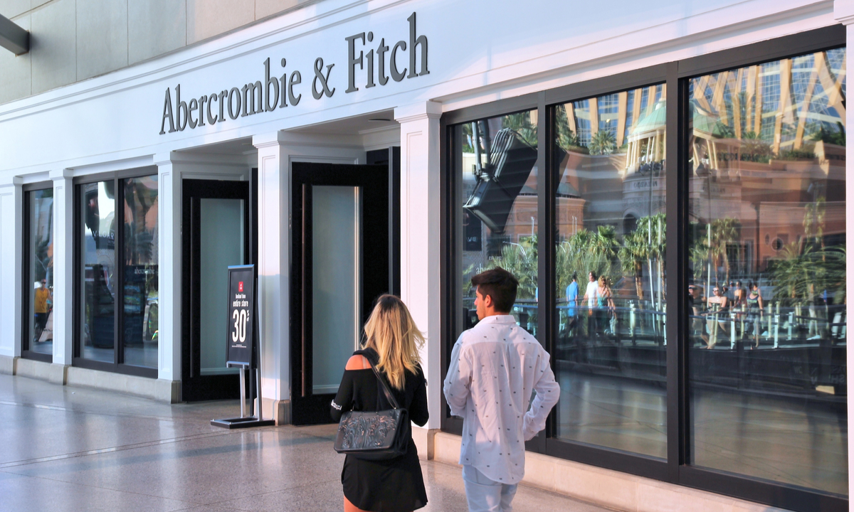Retailers Embrace Immersive Storytelling to Woo Fickle Consumers