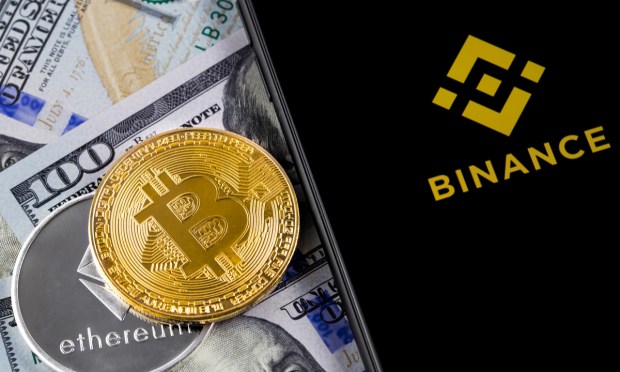 Binance Market Share Drops Amid Regulatory Pressure and Fee Changes