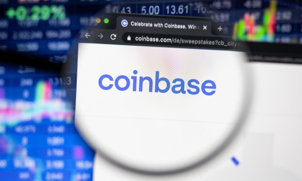 Coinbase Monthly Transacting Users Surge 44 Pct