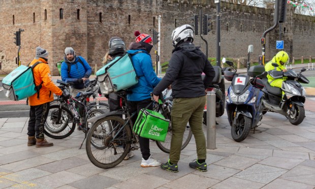 Moves Teams With Astra as Gig Workers Embrace Digital Banking