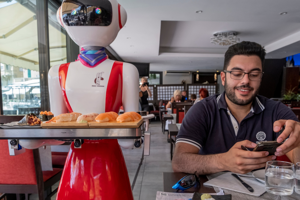Consumers Want Robots Out of Sight and Out of Mind When Eating Out