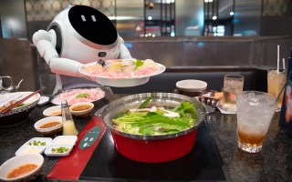 Consumers Worry Automation Will Depersonalize the Restaurant Experience