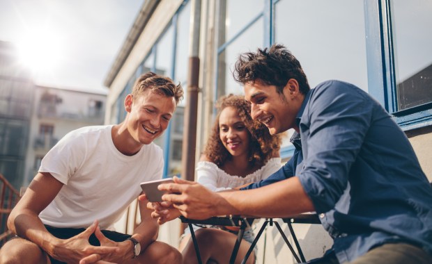 Restaurant.com Launches New Mobile App With Reviews and Discounts