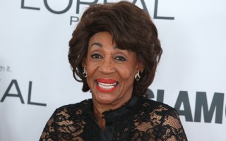 HFSC Ranking Member Maxine Waters ‘Deeply Concerned’ About PayPal Stablecoin