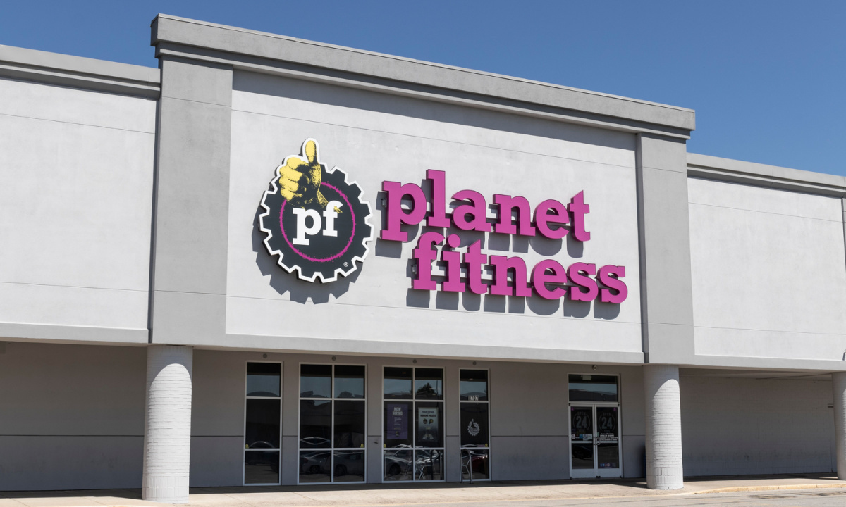 Planet Fitness Building IMage
