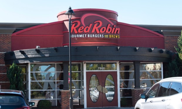 Red Robin, MrBeast Burger, food and beverages, ghost kitchens, restaurants