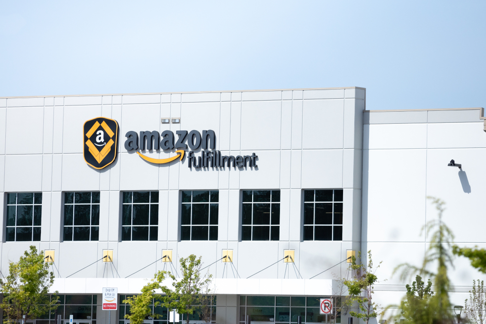 Walmart and Amazon Streamline Staff in Cost-Cutting, Automation Efforts