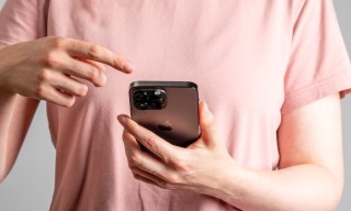 Apple Looks to Strengthen AI for Mobile Devices