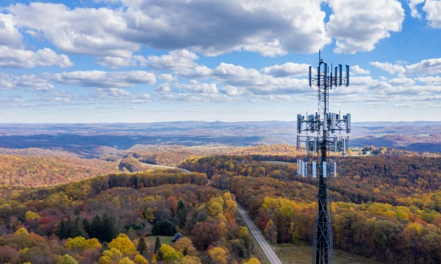 FCC Offers Broadband Subsidies to Narrow ‘Digital Divide’