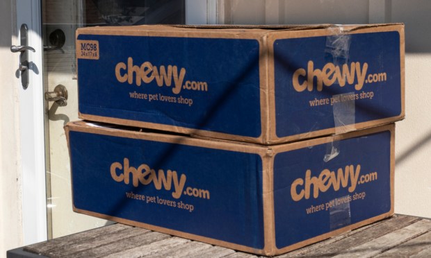 Chewy Posts Double-Digit Q2 Gains as Pet Retailer Prepares for Canada Launch